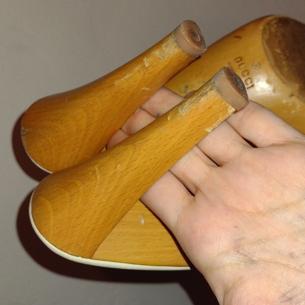 Vintage Gucci Y2K off white leather slip on heels size 39 - Picture 13 of 14